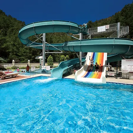 Hotel Julian Forest 4*