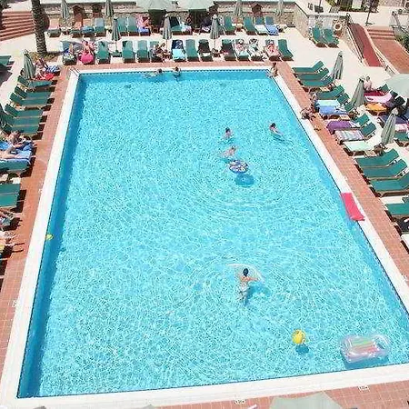 Hotel Julian Forest 4*