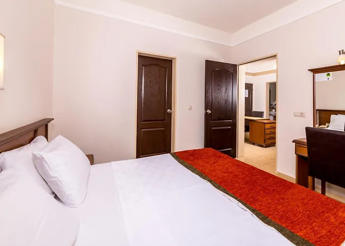 Szálloda Julian Forest 4*