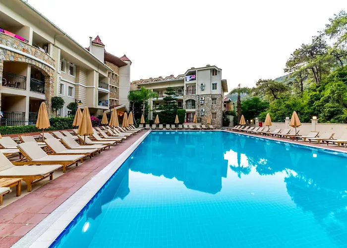 Szálloda Julian Forest 4*