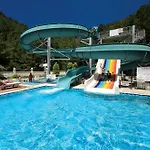 Hotel Julian Forest 4*