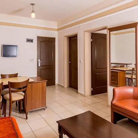 Hotel Julian Forest