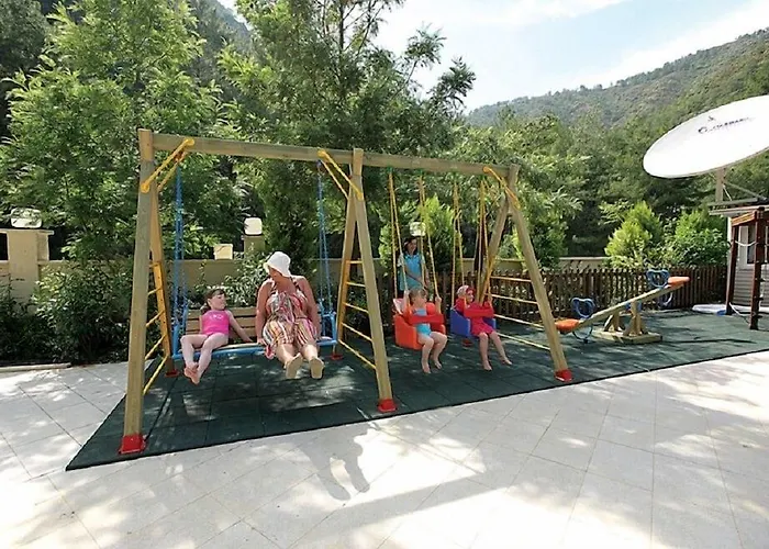 Julian Forest Hotel 4*